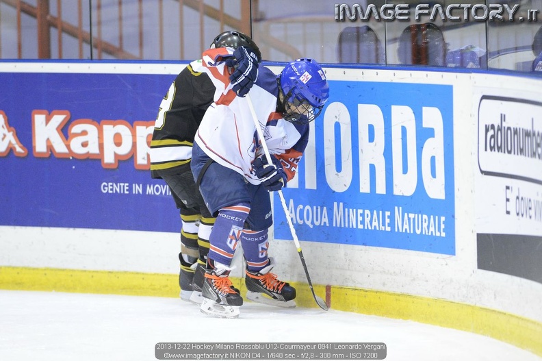 2013-12-22 Hockey Milano Rossoblu U12-Courmayeur 0941 Leonardo Vergani.jpg